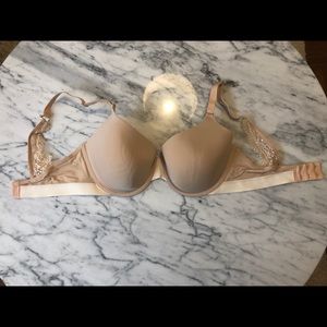 LIVELY | The t shirt bra 34DDD